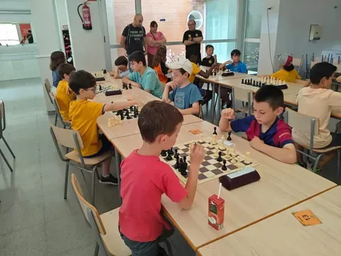 ♟️ Torneig i simultànies amb el MF Joan Trepat al Col·legi Episcopal - 3