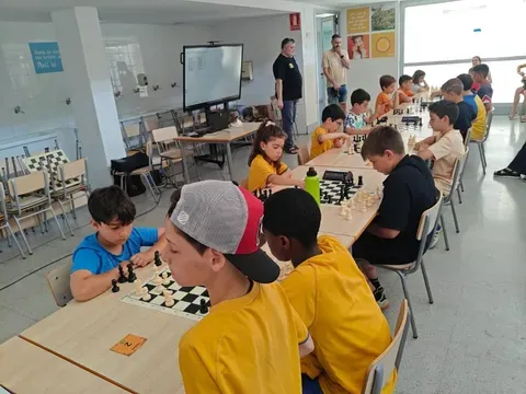 ♟️ Torneig i simultànies amb el MF Joan Trepat al Col·legi Episcopal - 5