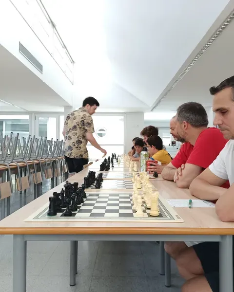 ♟️ Torneig i simultànies amb el MF Joan Trepat al Col·legi Episcopal - 6